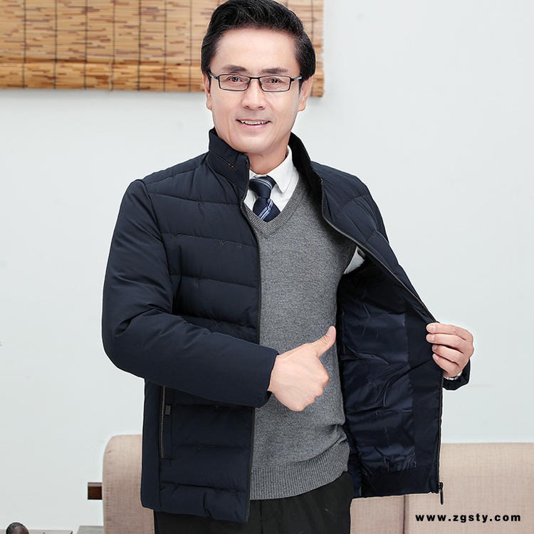 中老年爸爸装秋冬棉袄 50岁父亲加厚保暖外套 立体修身版型