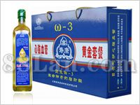 黄金套餐和单瓶玻璃瓶照片