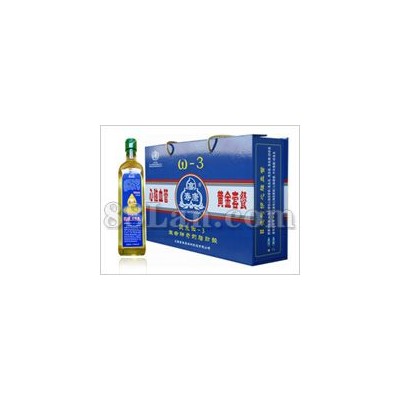 黄金套餐和单瓶玻璃瓶照片