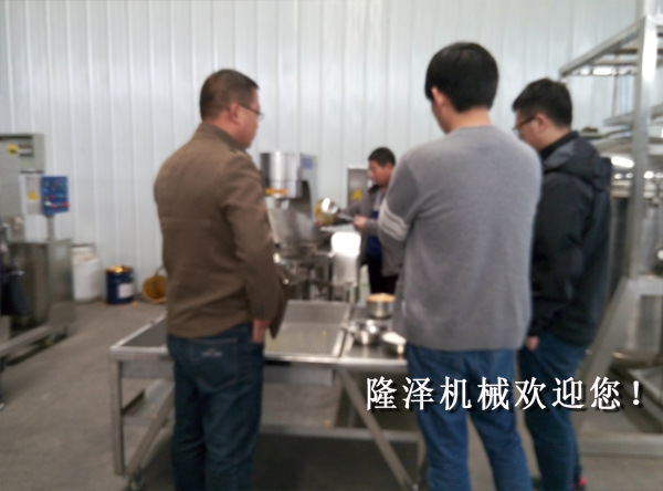 食品加工设备 大型电磁熬糖专用夹层锅 不糊底阿胶搅拌炒锅设备示例图10
