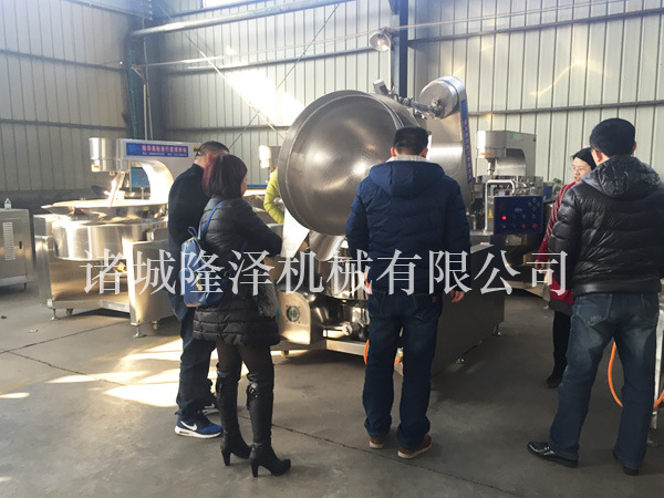 食品加工设备 大型电磁熬糖专用夹层锅 不糊底阿胶搅拌炒锅设备示例图8